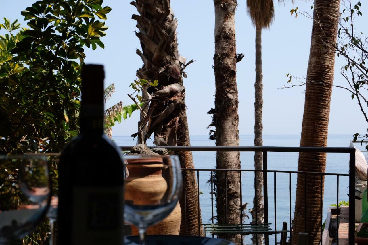 Villa Cavallaro Aci Trezza Buitenkant foto